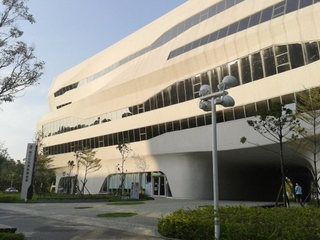 國立公共資訊圖書館總館建築外觀
